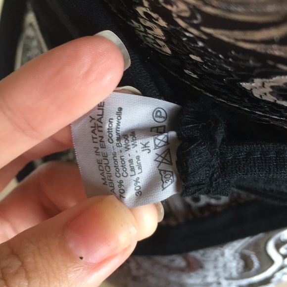 Brandy Melville Caged Crop Top - Picture 8 of 8